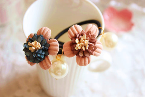 Flower & Pearl Hair Tie Bands, 2-Piece Pack